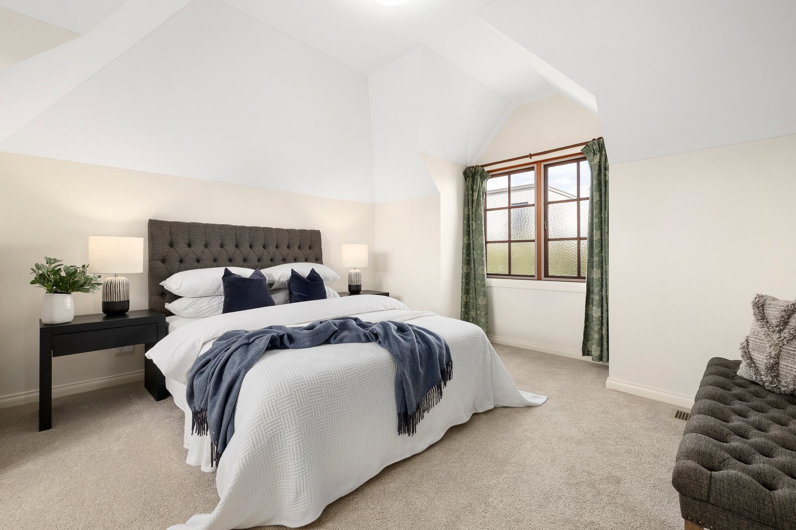 2/21 Somerset Road, Glen Iris, 3146