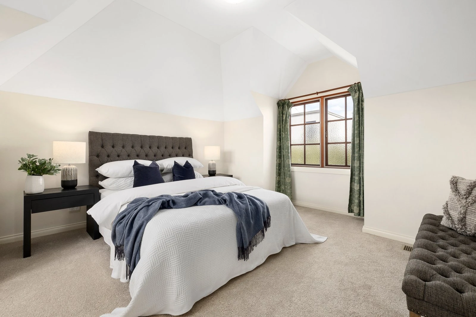 2/21 Somerset Road, Glen Iris, 3146