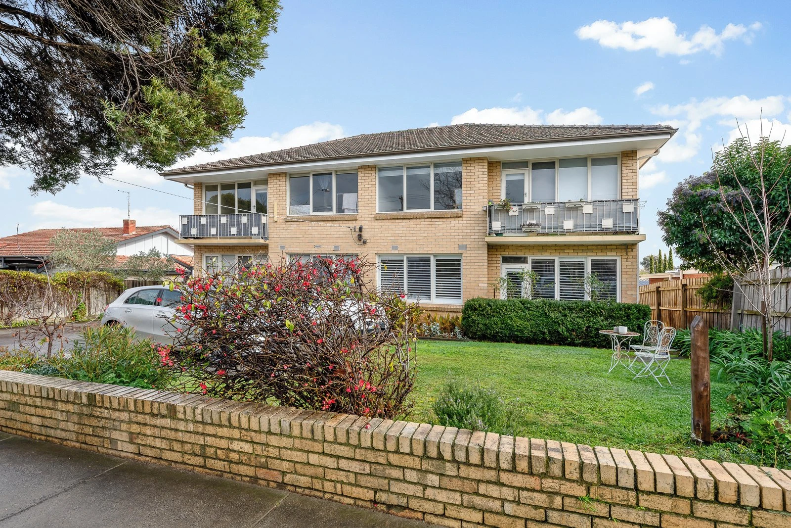 2/246 Union Road, Surrey Hills, 3127
