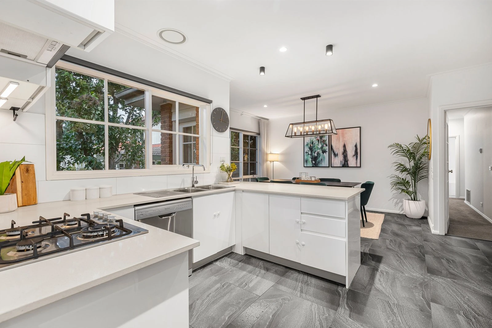 2/26 Nevis Street, Camberwell, 3124