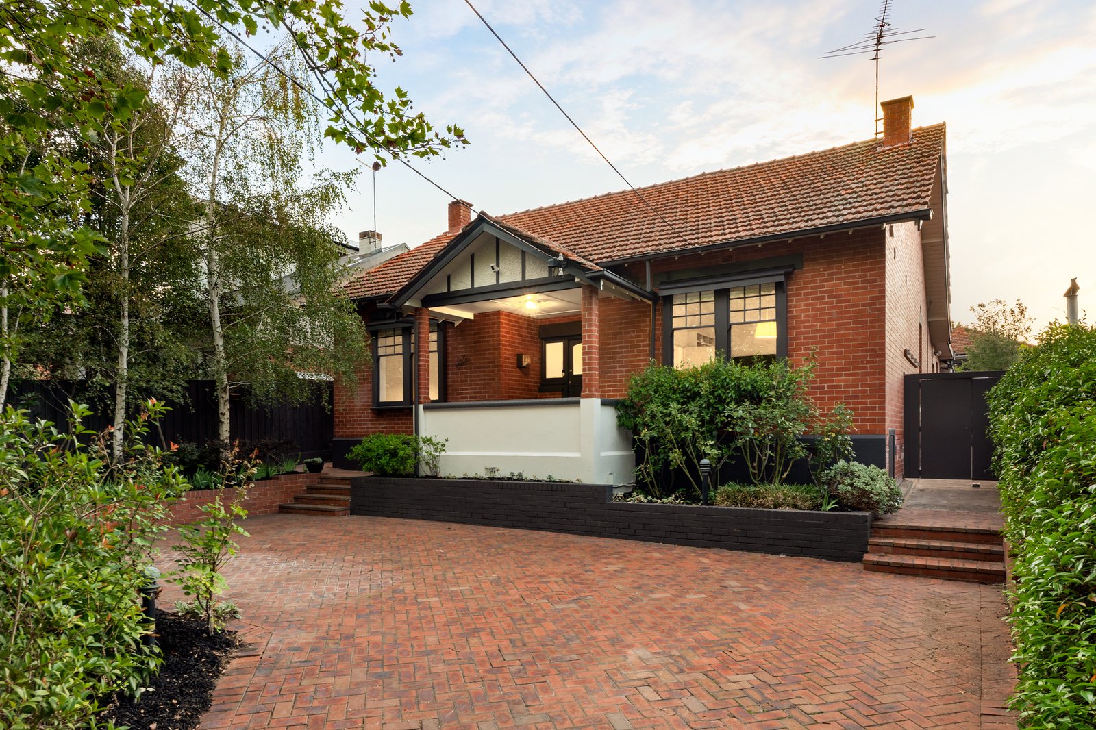 23 Ash Grove, Malvern East, 3145