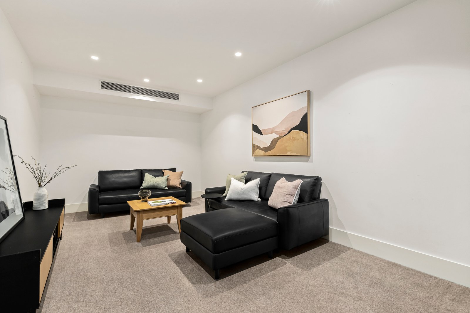 2/3 Loller Street, Brighton, 3186