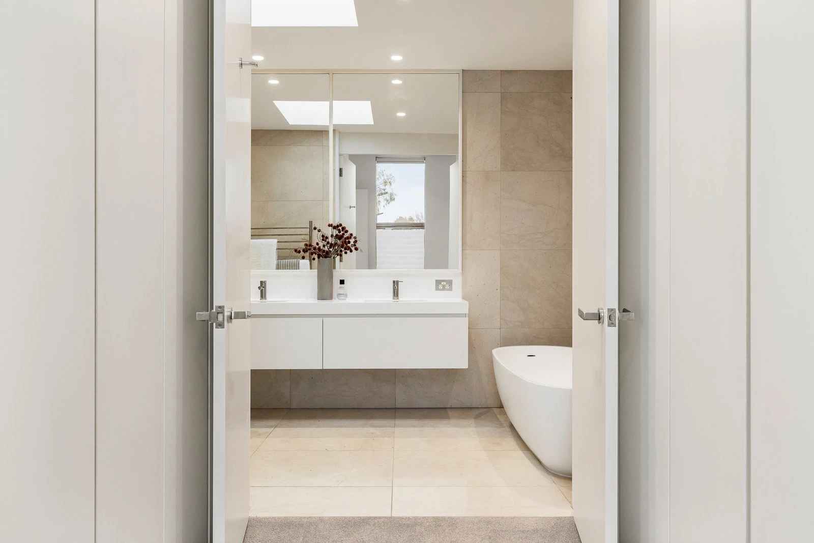 2/3 Loller Street, Brighton, 3186