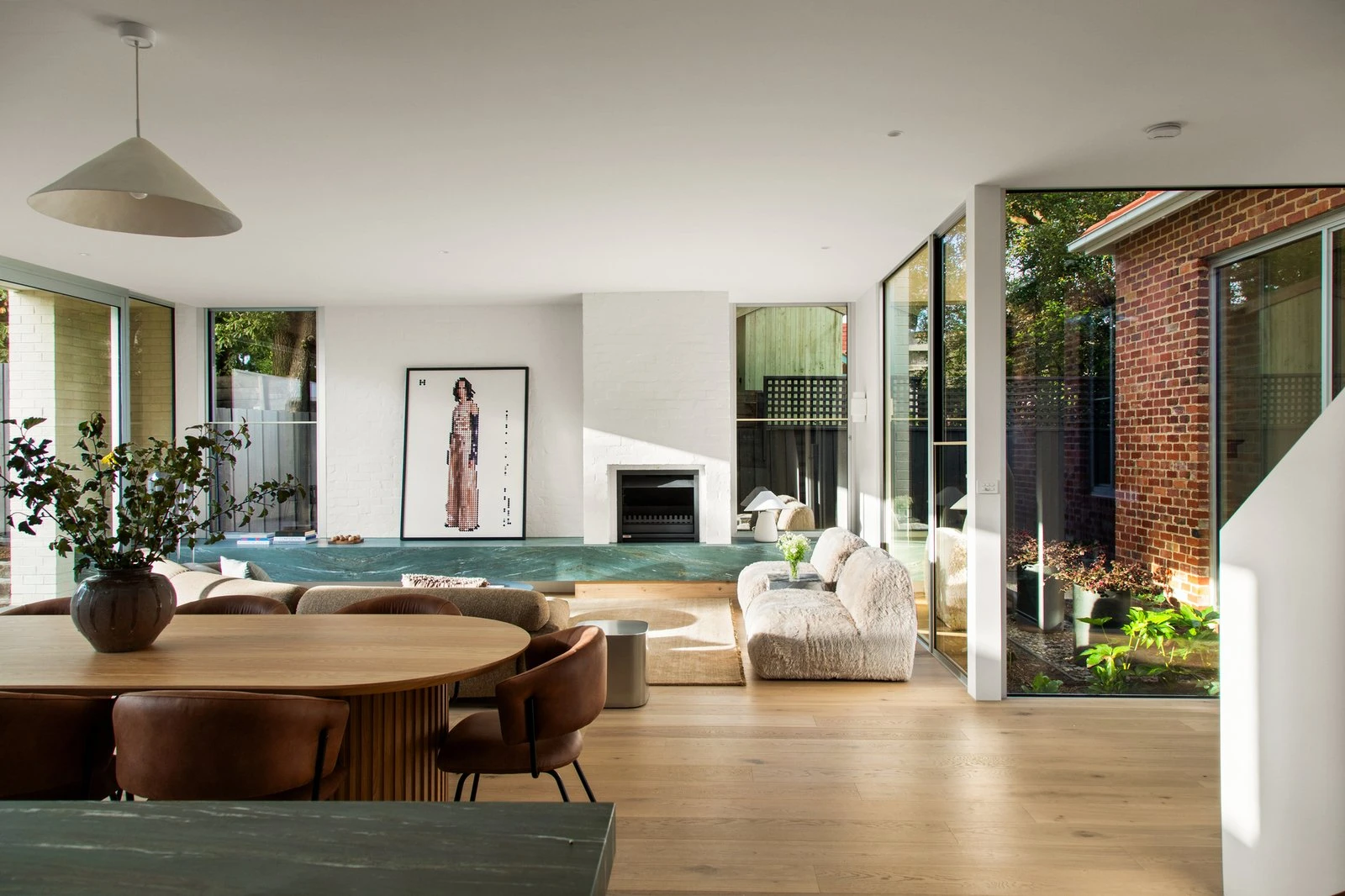 24 Glendearg Grove, Malvern, 3144