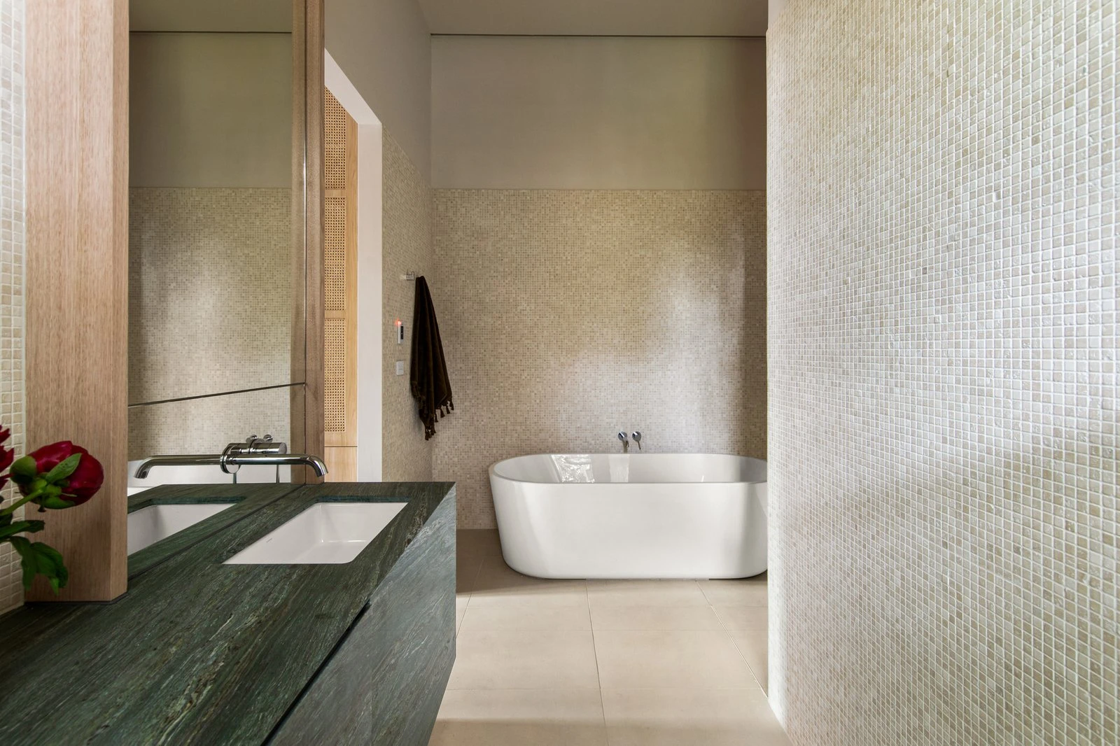 24 Glendearg Grove, Malvern, 3144