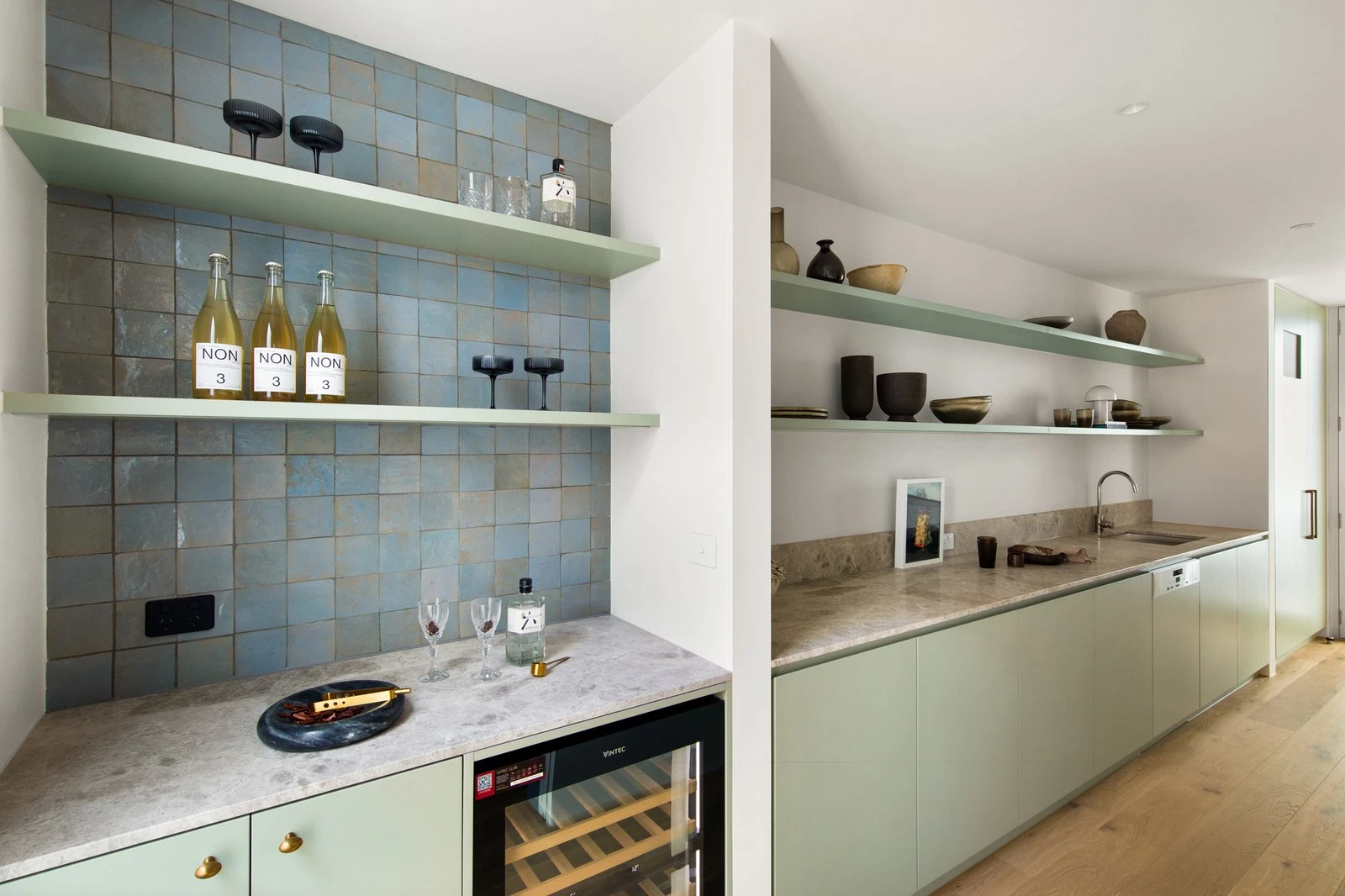 24 Glendearg Grove, Malvern, 3144