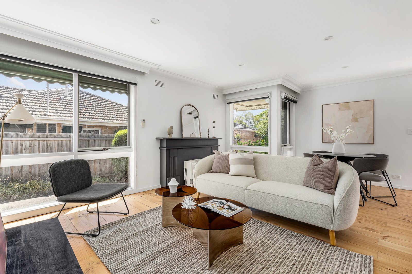 2/4 Maverston Street, Glen Iris, 3146