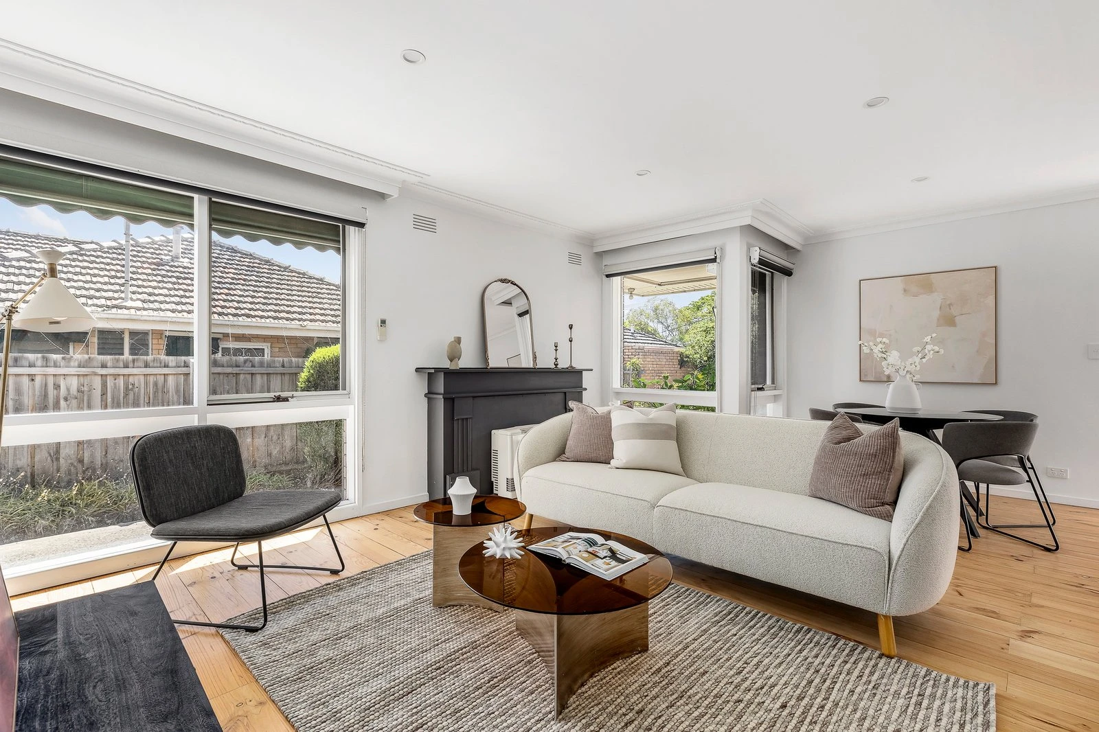 2/4 Maverston Street, Glen Iris, 3146