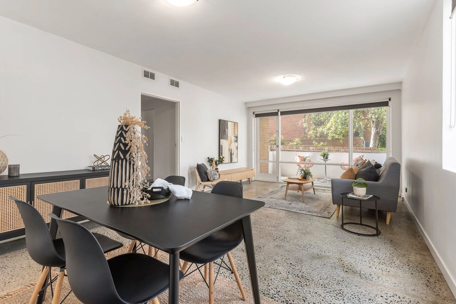 2/411 Toorak Road, Toorak, 3142