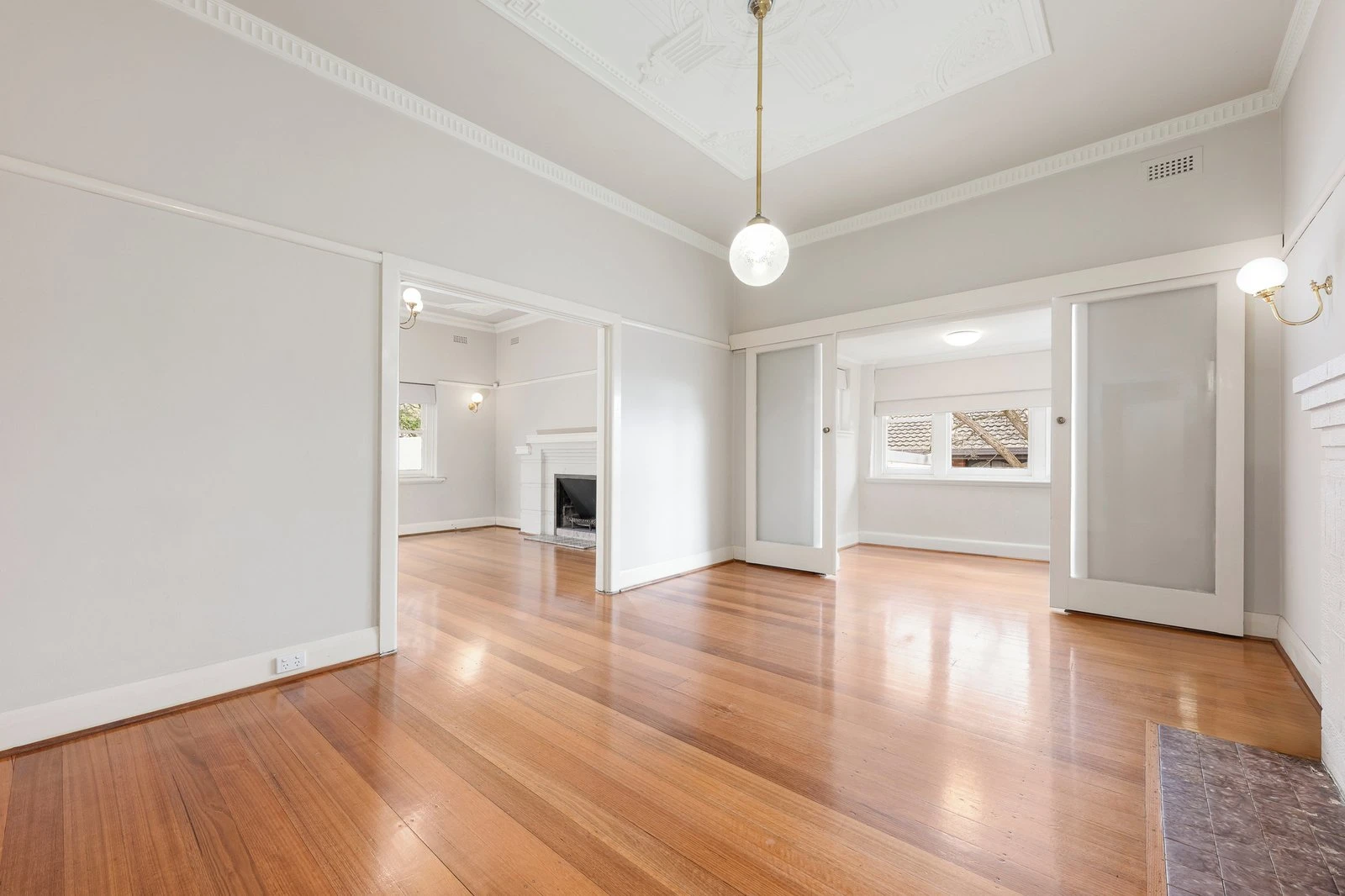 25 Albert Crescent, Surrey Hills, 3127