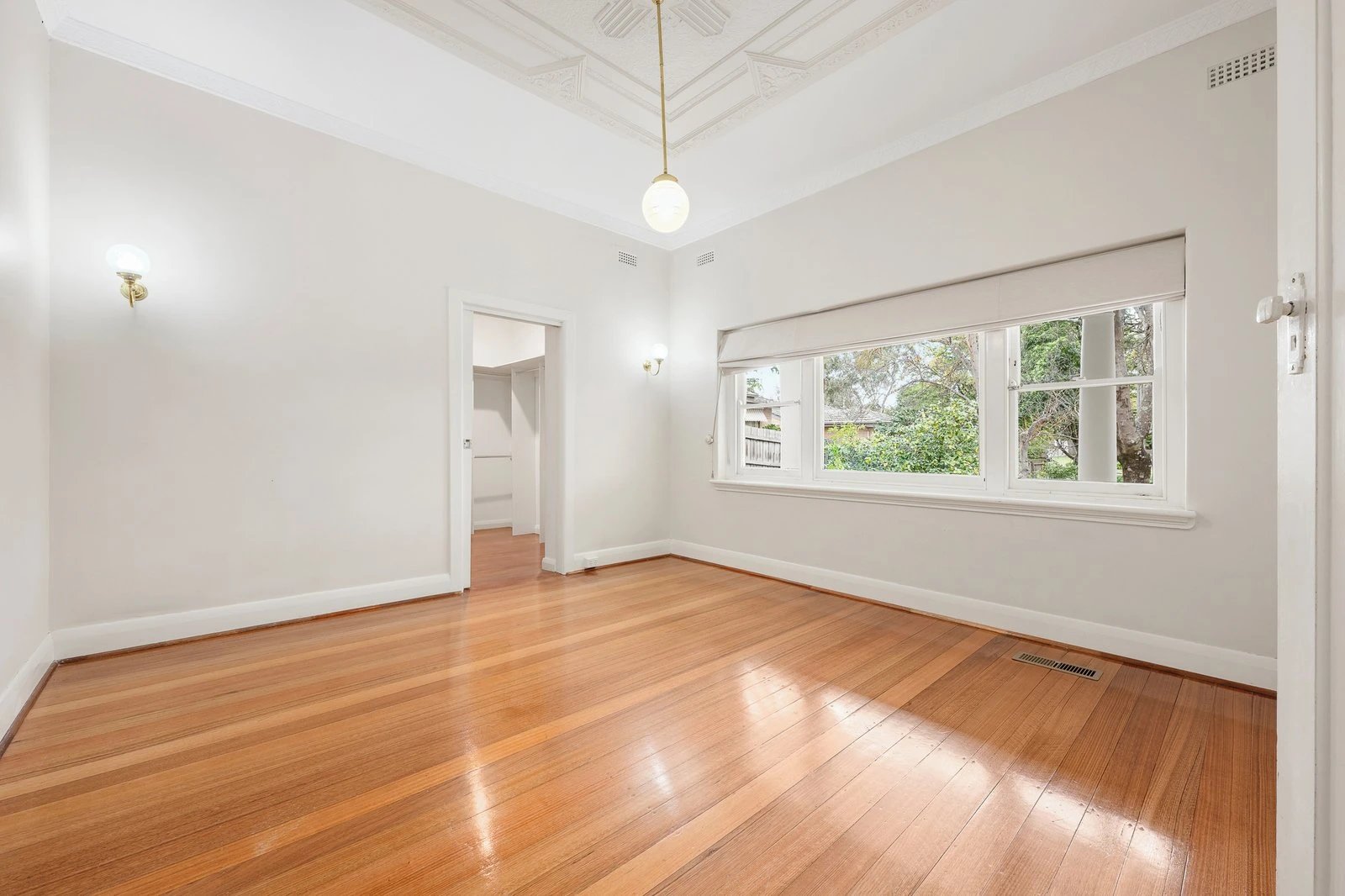 25 Albert Crescent, Surrey Hills, 3127