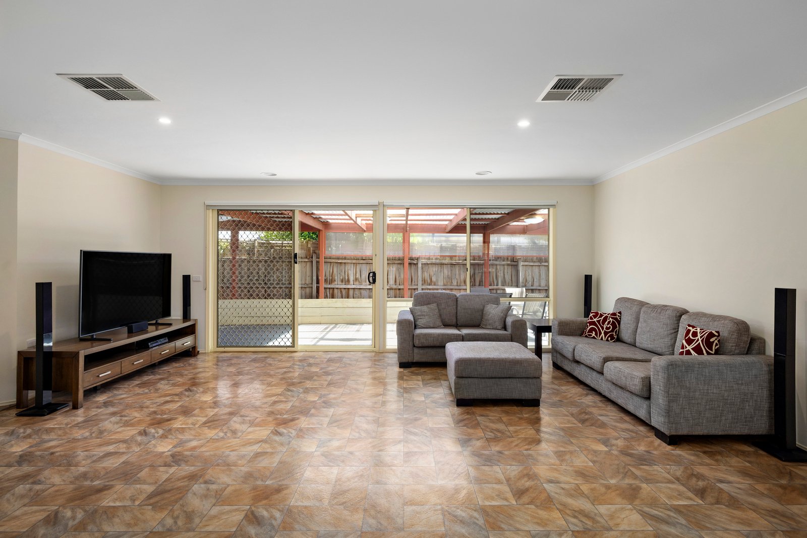 25 Noah Close, Mornington, 3931