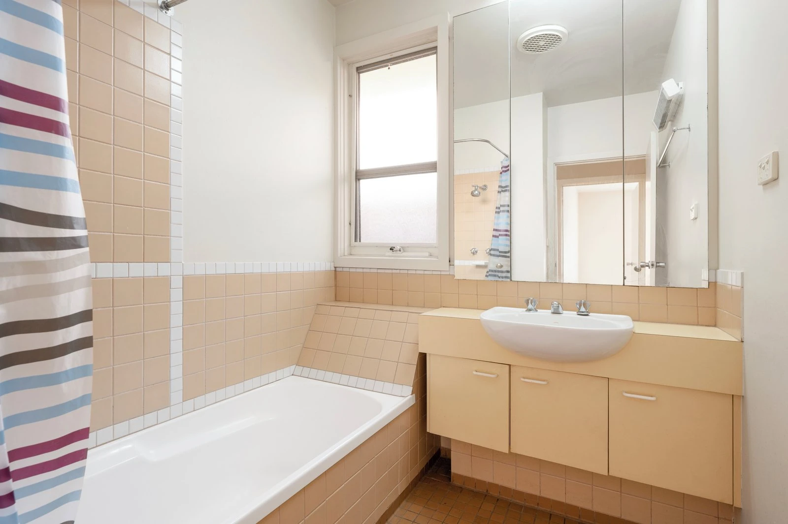 253A Burke Road, Glen Iris, 3146