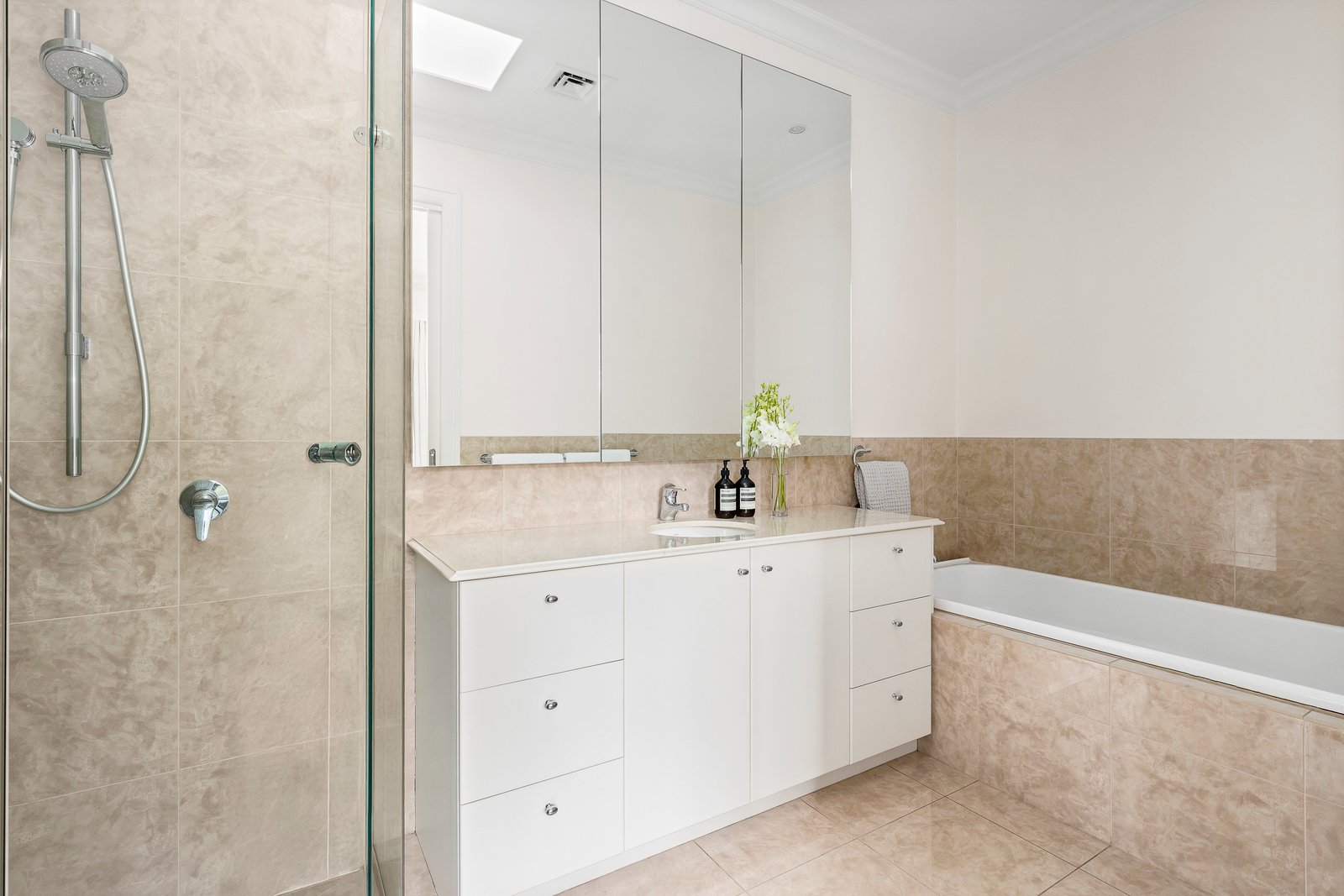 25A Huntingtower Road, Armadale, 3143