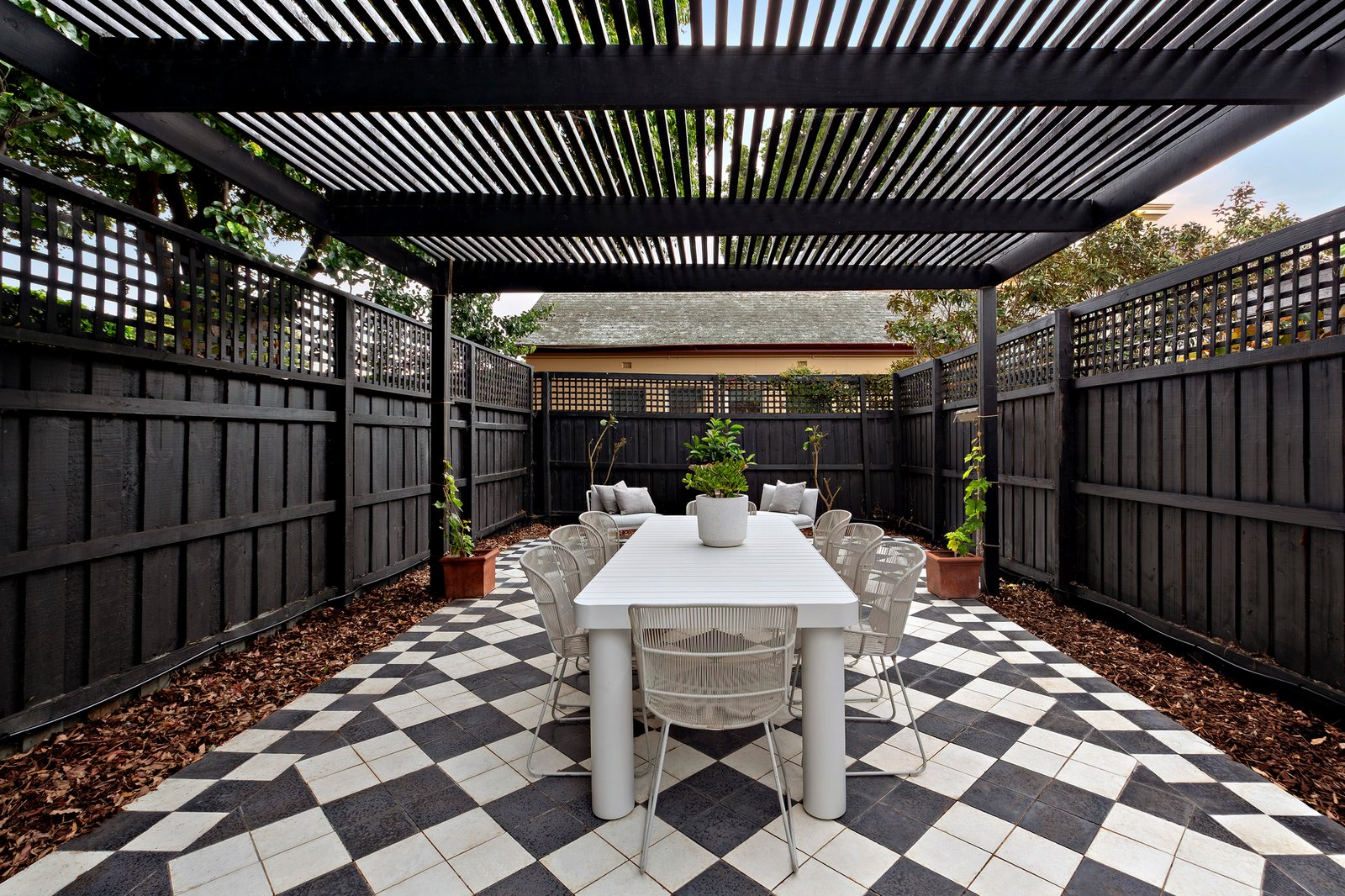 2/6 Lalbert Crescent, Prahran, 3181