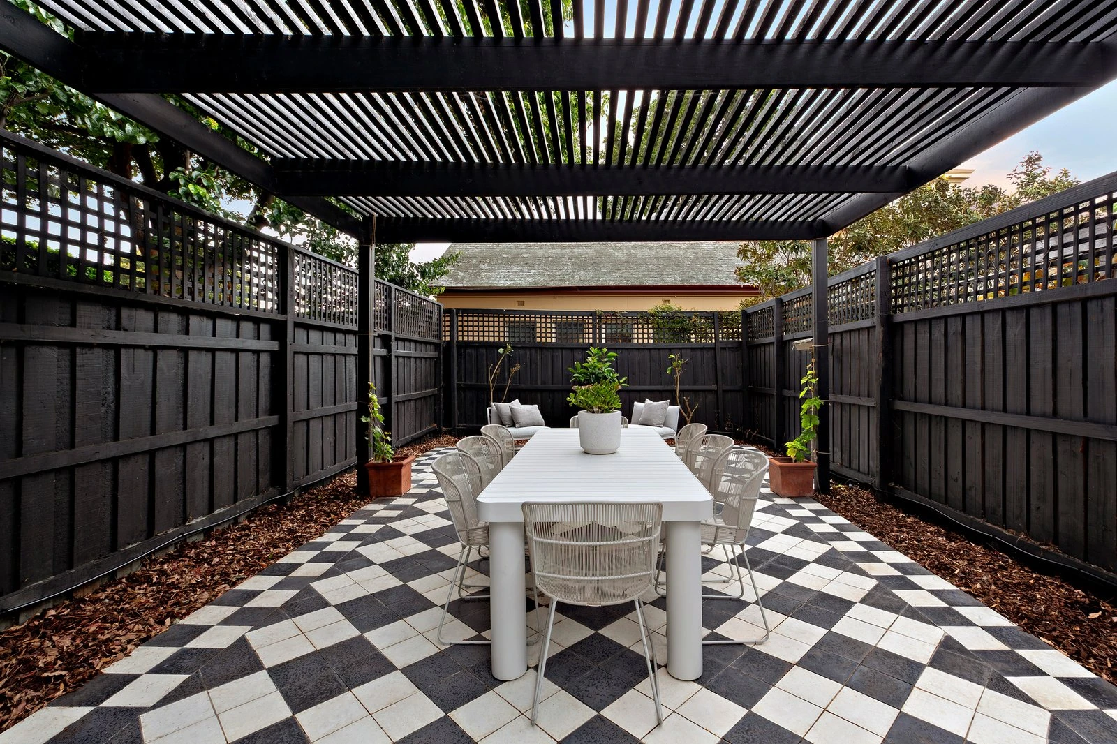 2/6 Lalbert Crescent, Prahran, 3181