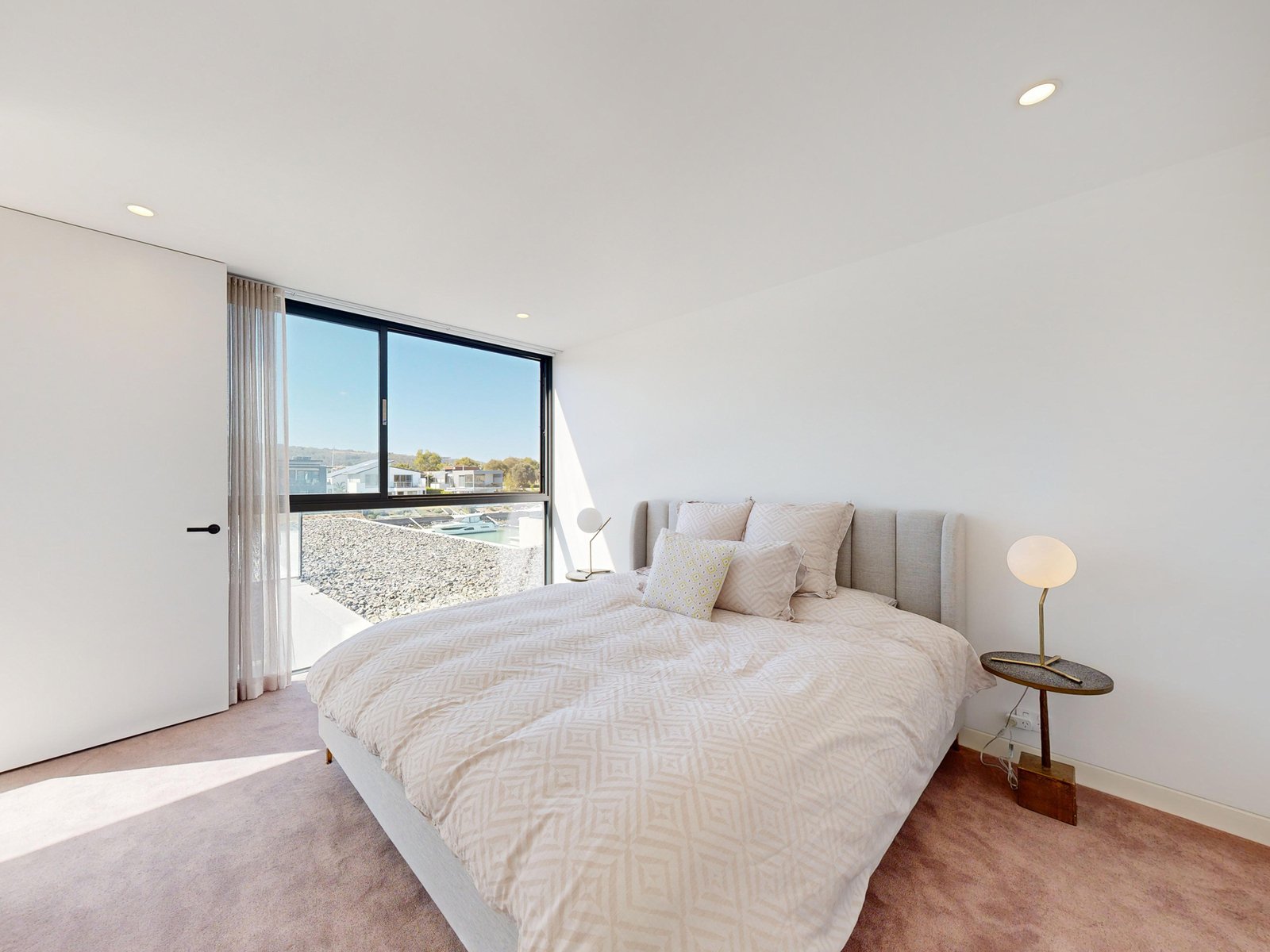 27 Helsal Point, Safety Beach, 3936