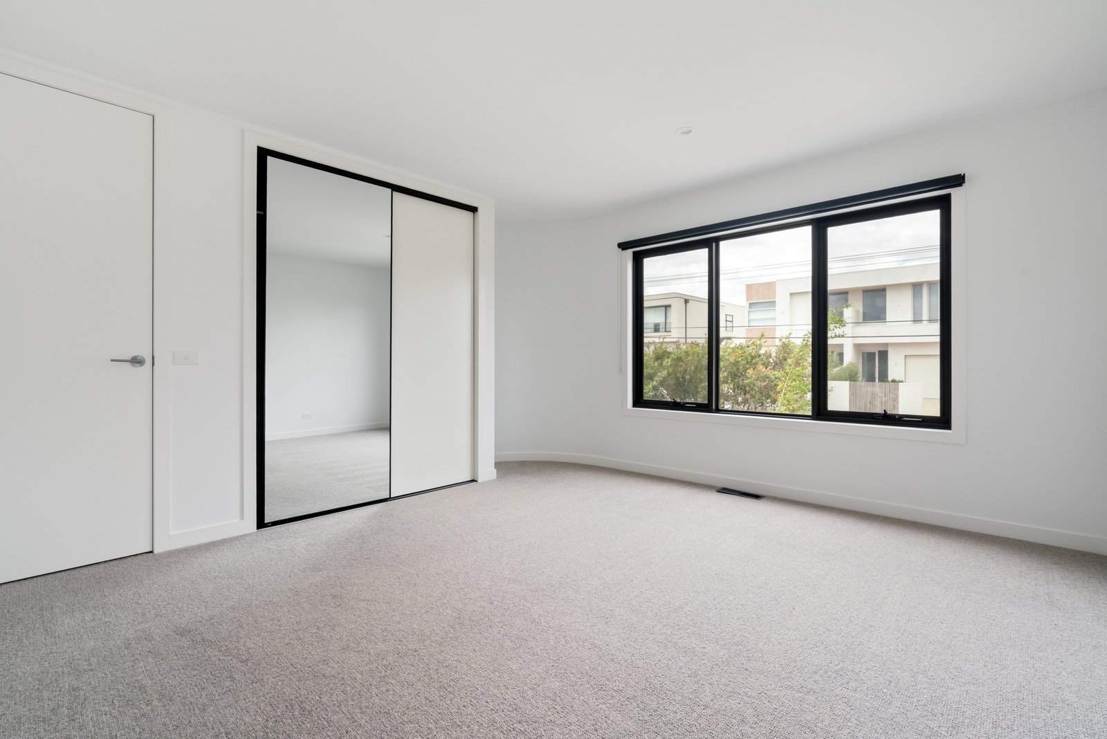 28A Carnoustie Grove, Mornington, 3931