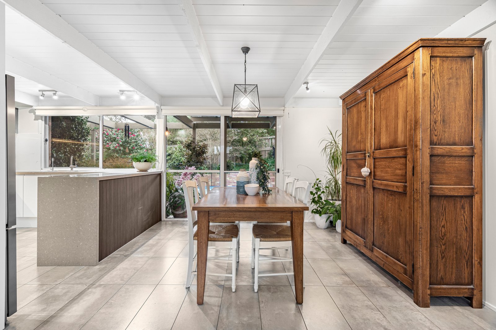 3 Beverly Hills Drive, Templestowe, 3106