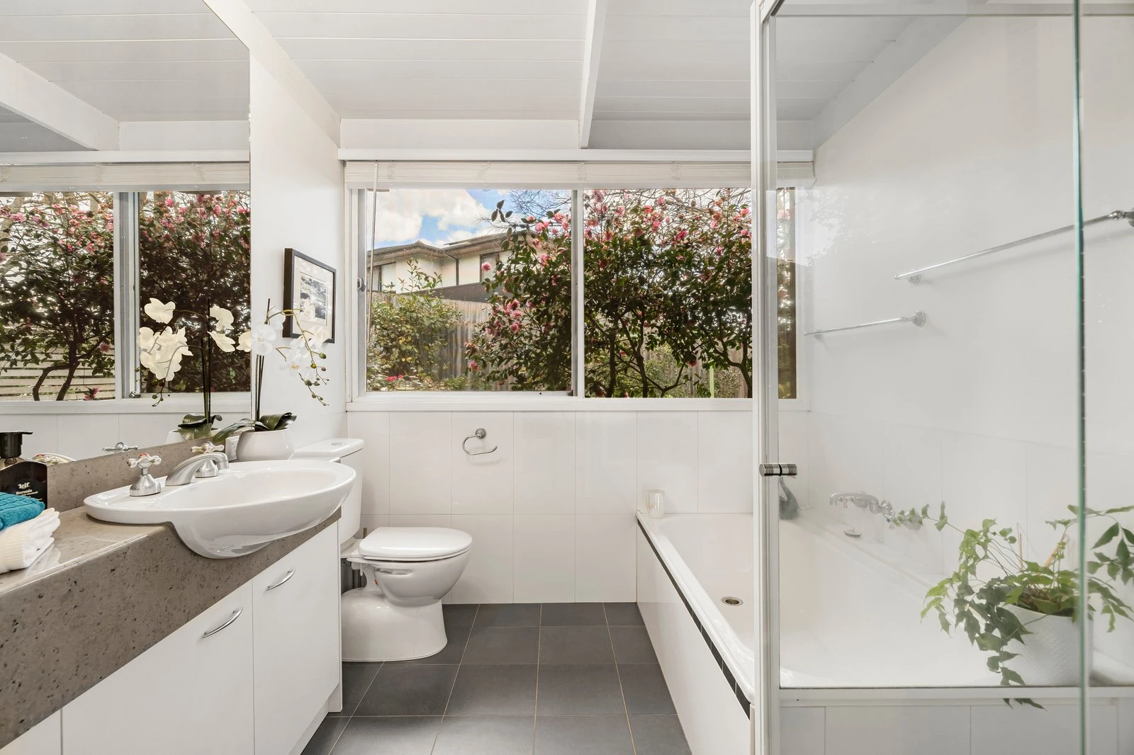 3 Beverly Hills Drive, Templestowe, 3106