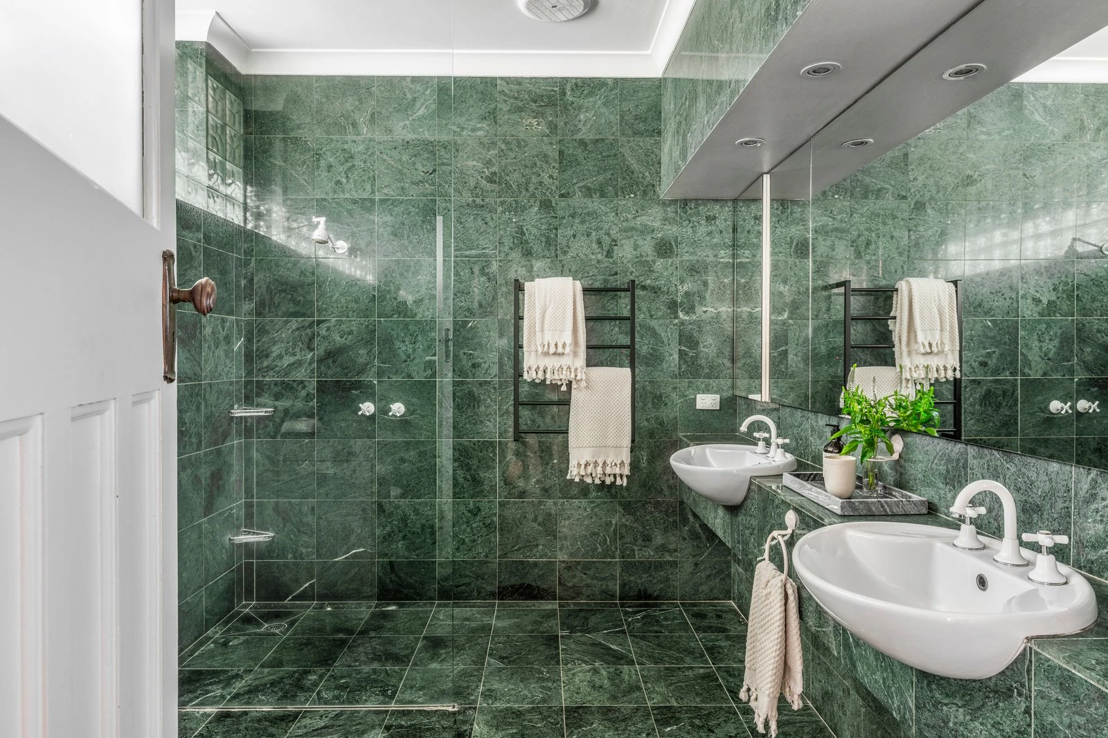 3 Daracombe Avenue, Kew, 3101