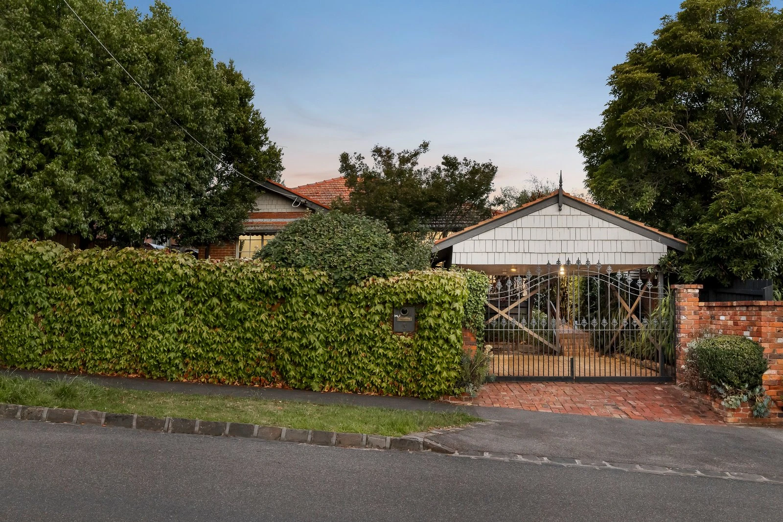 3 Staughton Road, Glen Iris, 3146