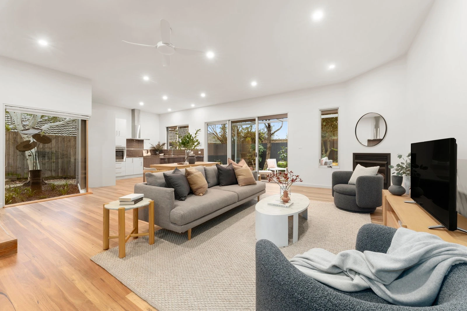 3 Windsor Lane, Surrey Hills, 3127