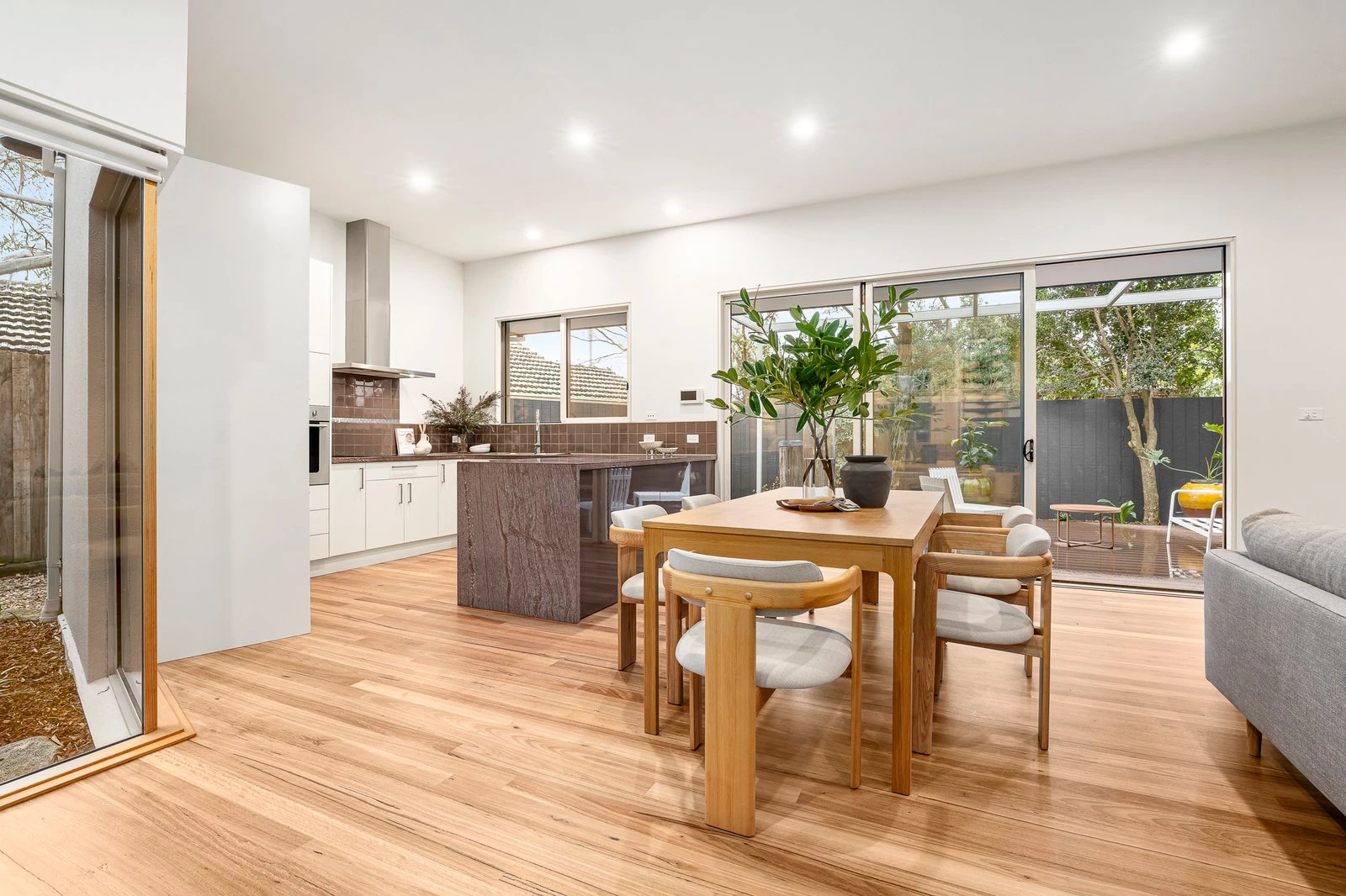 3 Windsor Lane, Surrey Hills, 3127