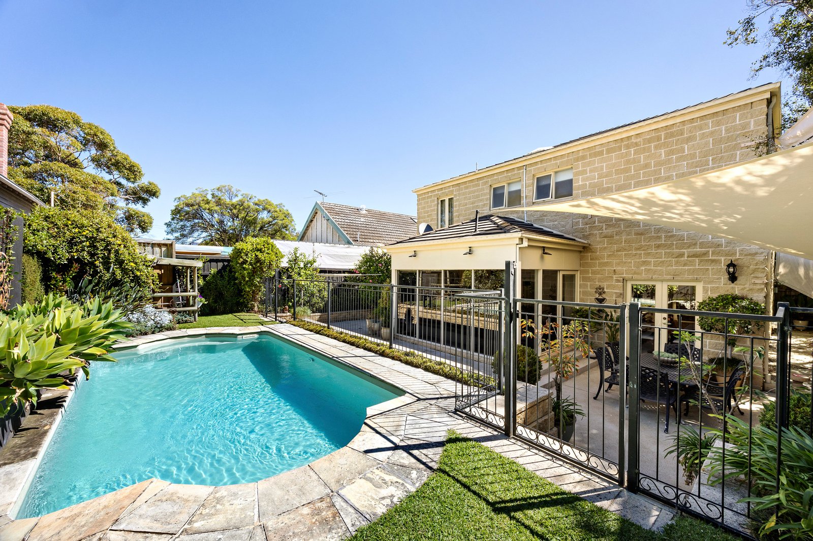 30 Deakin Street North, Hampton, 3188