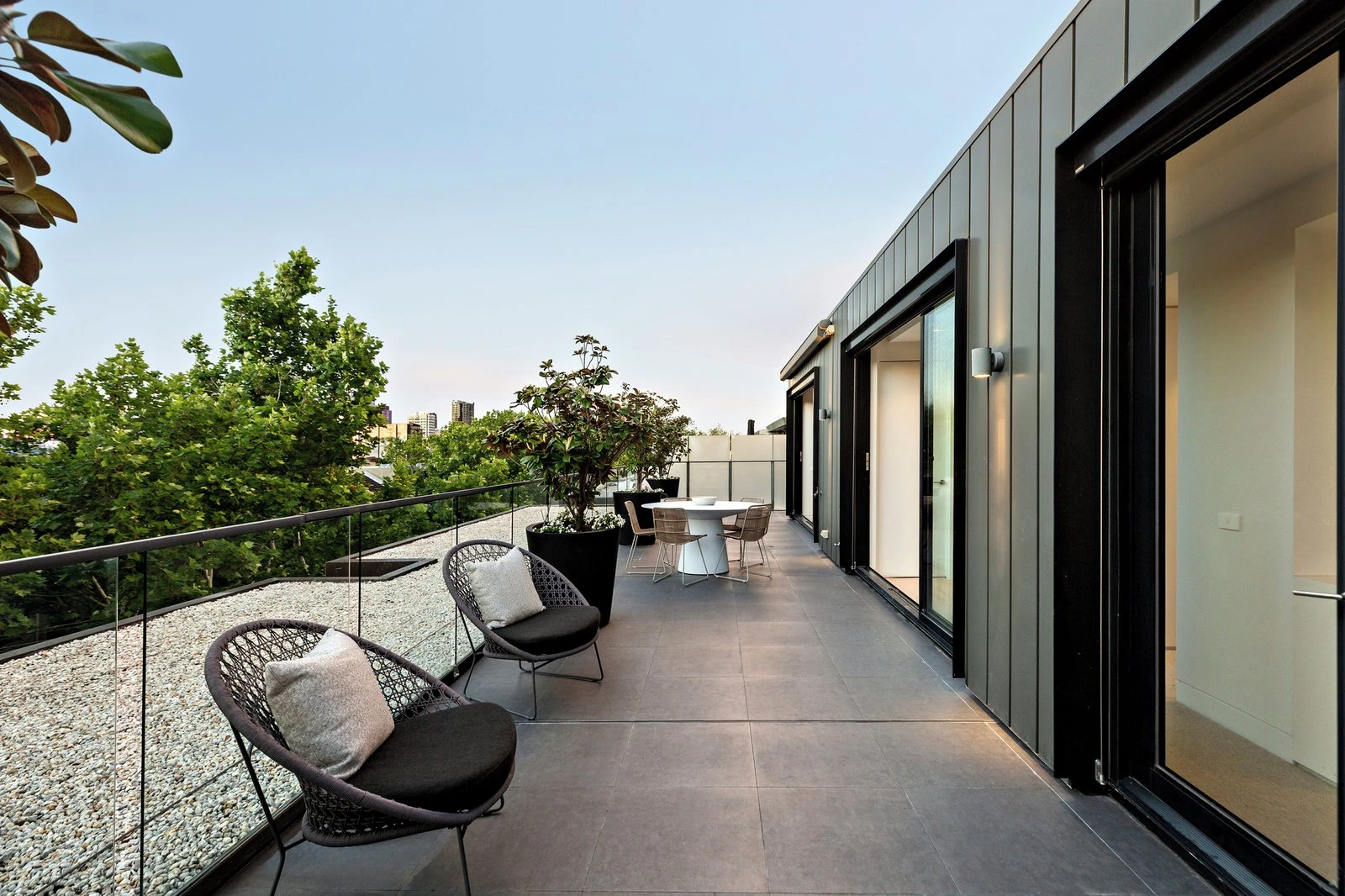 301/2 Cromwell Road, South Yarra, 3141