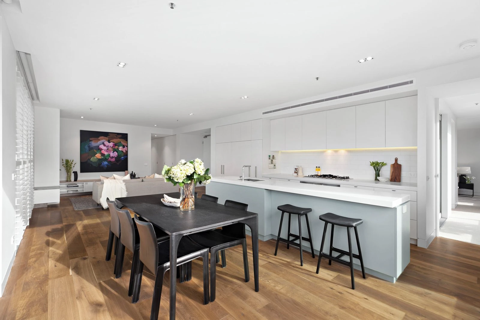 301/2 Cromwell Road, South Yarra, 3141