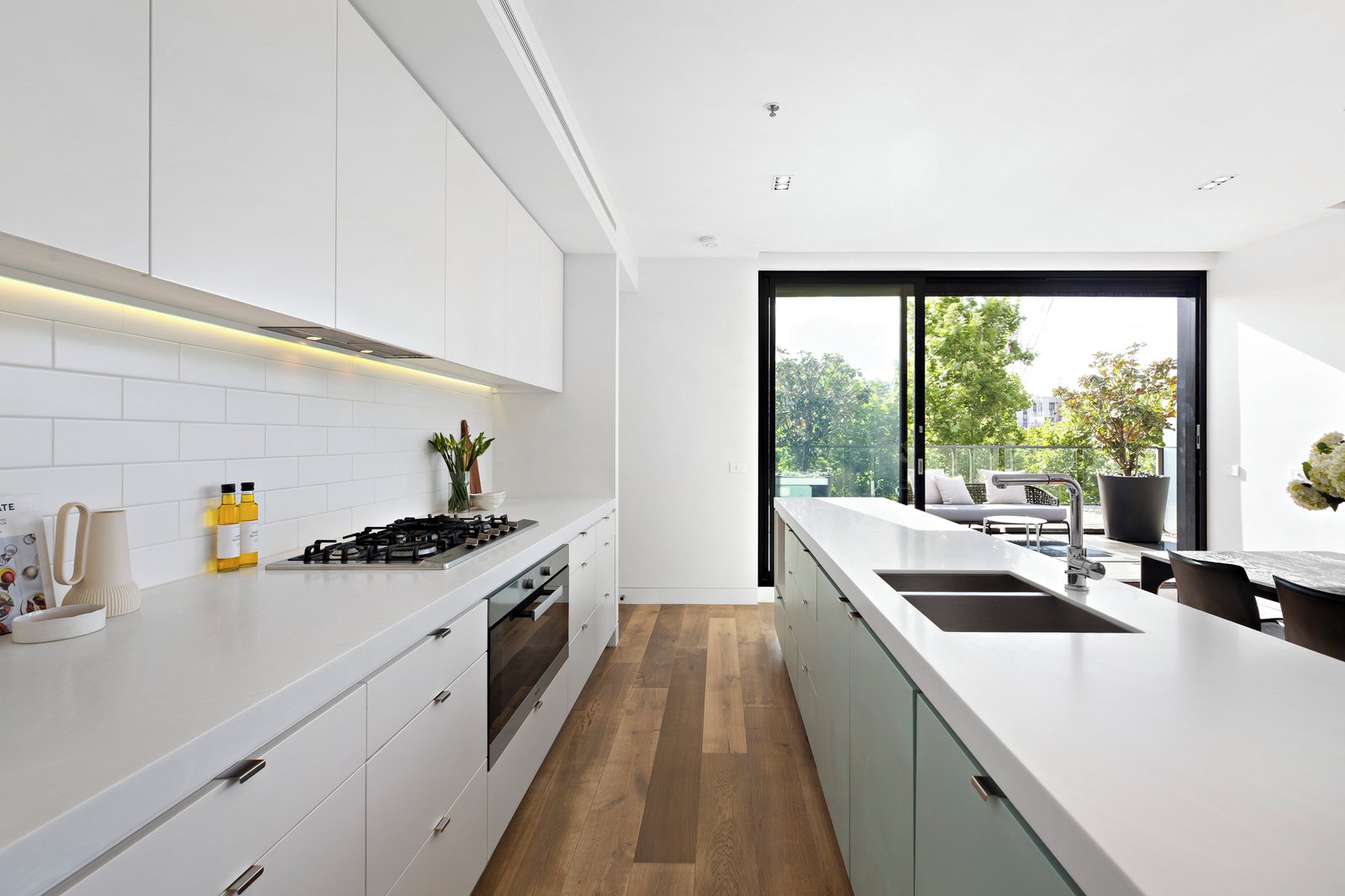 301/2 Cromwell Road, South Yarra, 3141