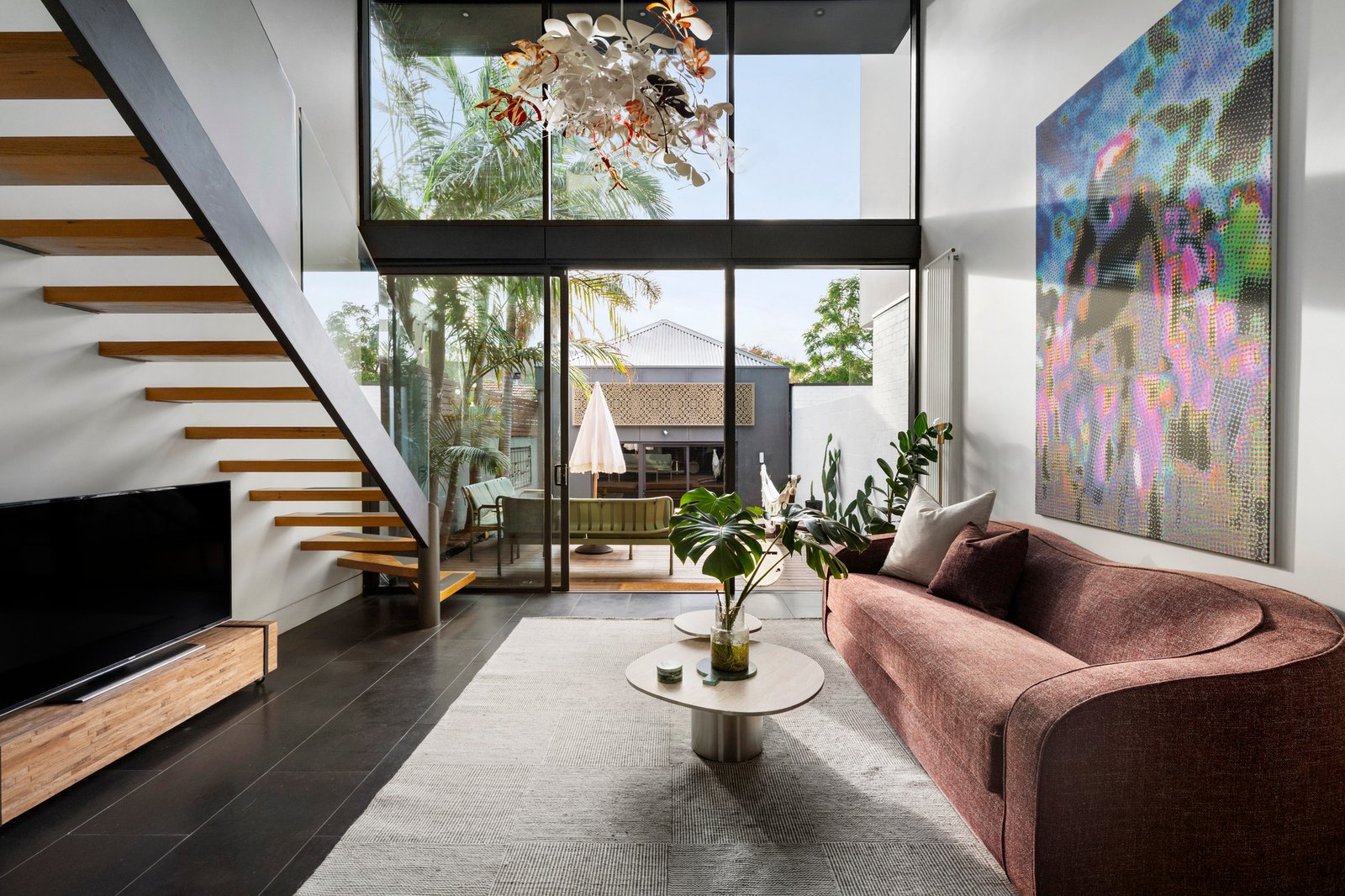 303 Esplanade East, Port Melbourne, 3207