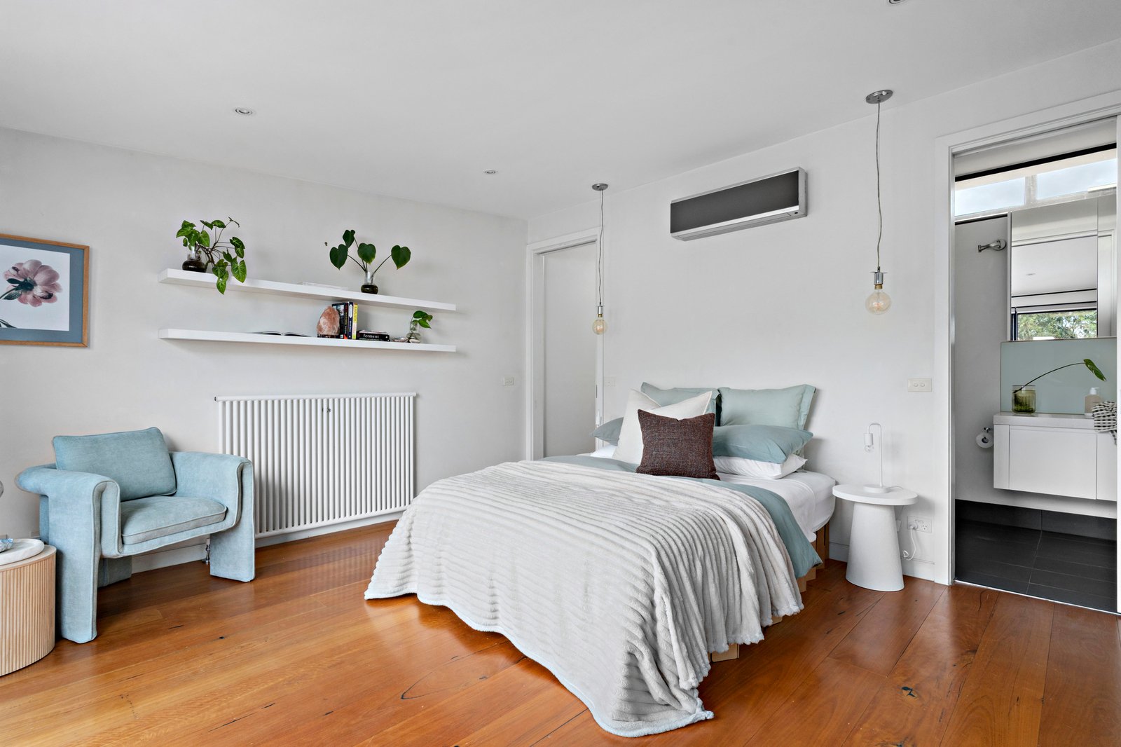 303 Esplanade East, Port Melbourne, 3207