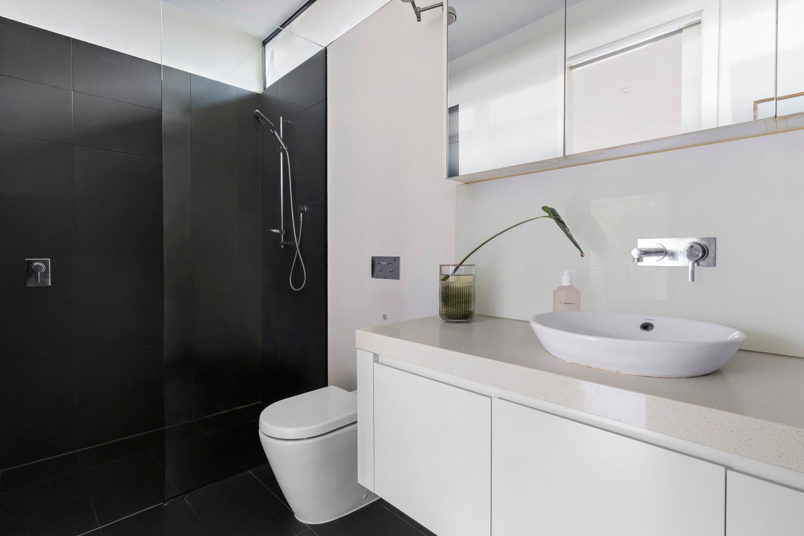 303 Esplanade East, Port Melbourne, 3207