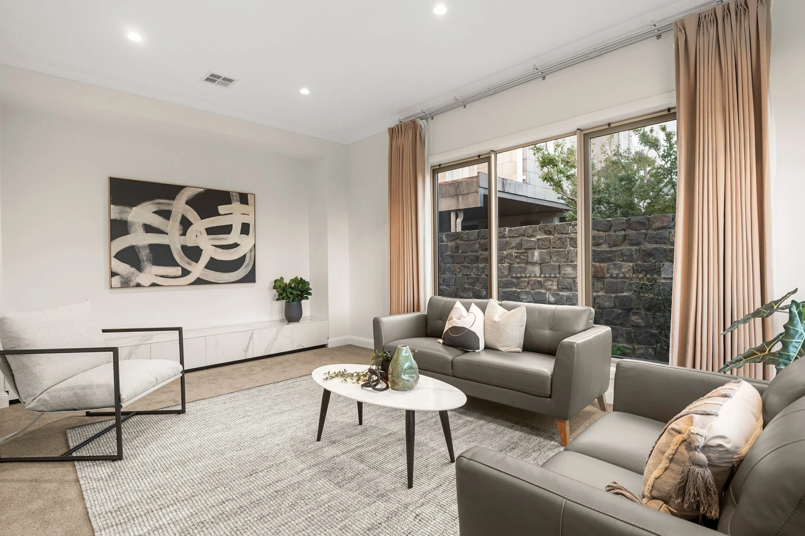 31 Burroughs Road, Balwyn, 3103