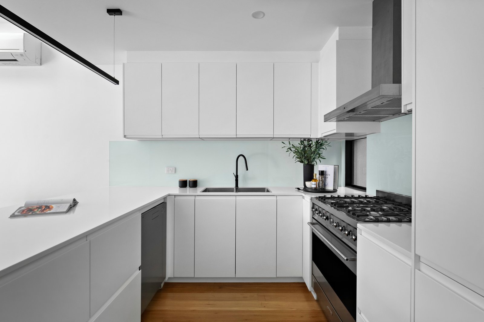 31 Glover Street, South Melbourne, 3205