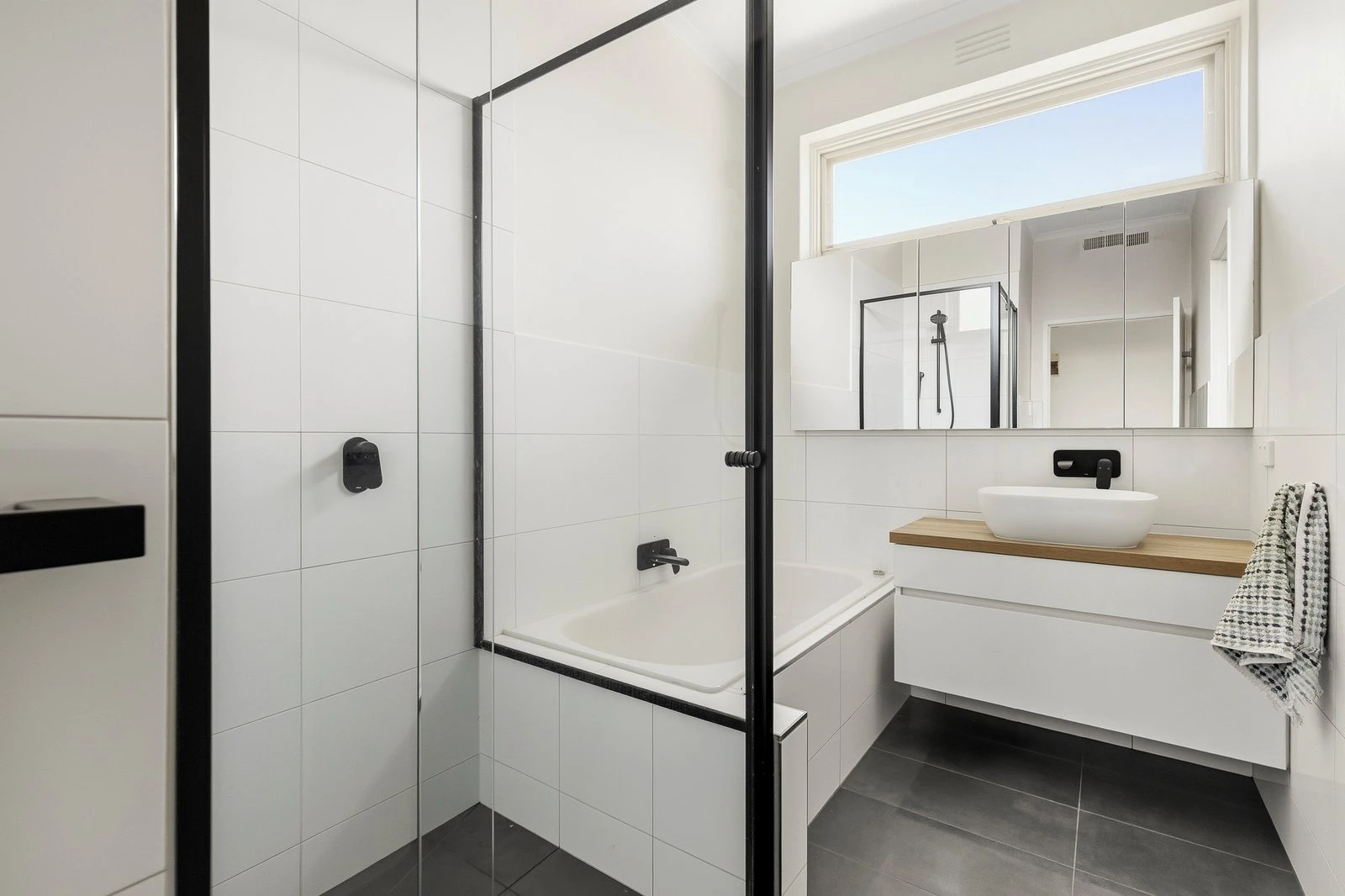 3/2 Hertford Street, St Kilda East, 3183