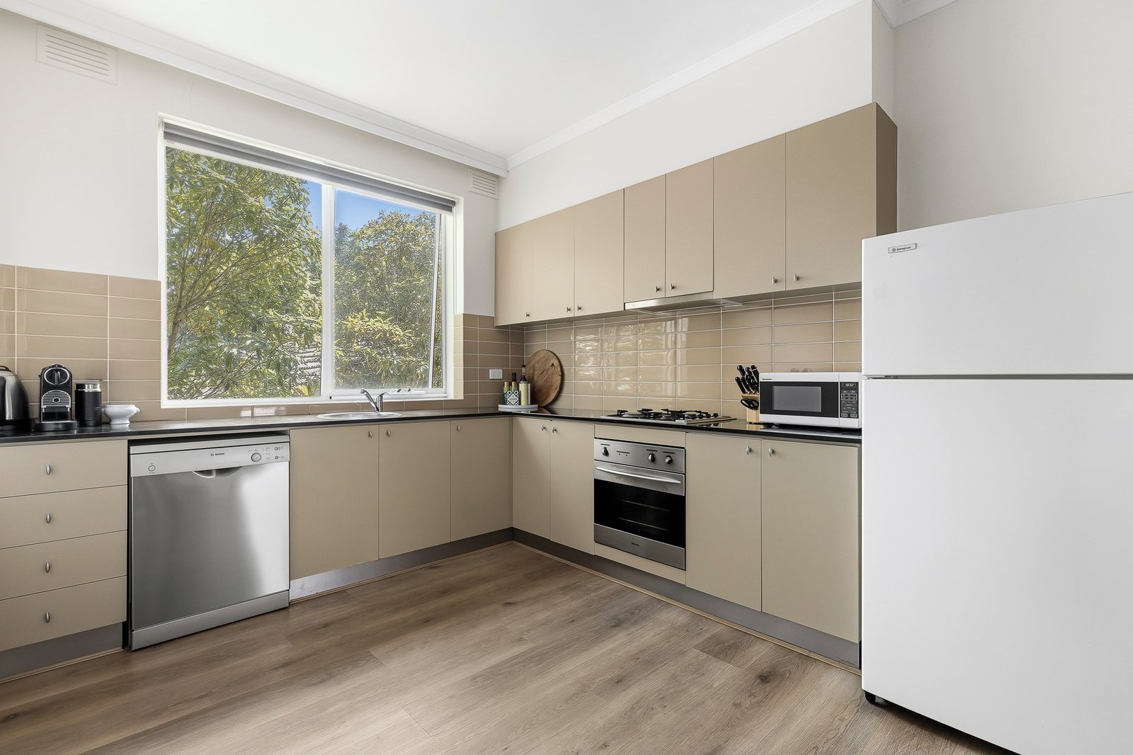 3/2 Hertford Street, St Kilda East, 3183