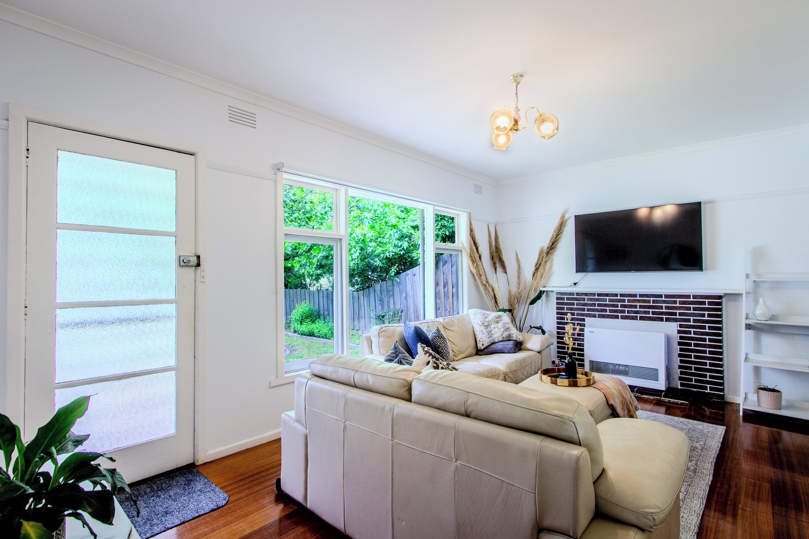 33 Old Lilydale Road, Ringwood East, 3135