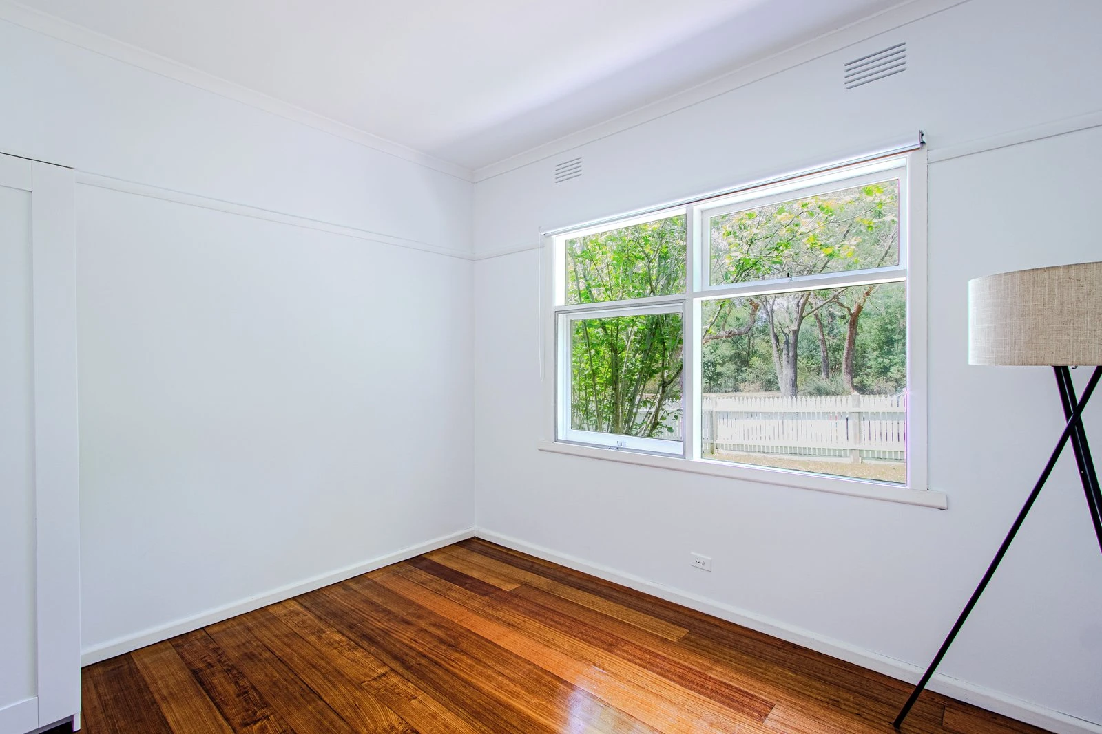 33 Old Lilydale Road, Ringwood East, 3135