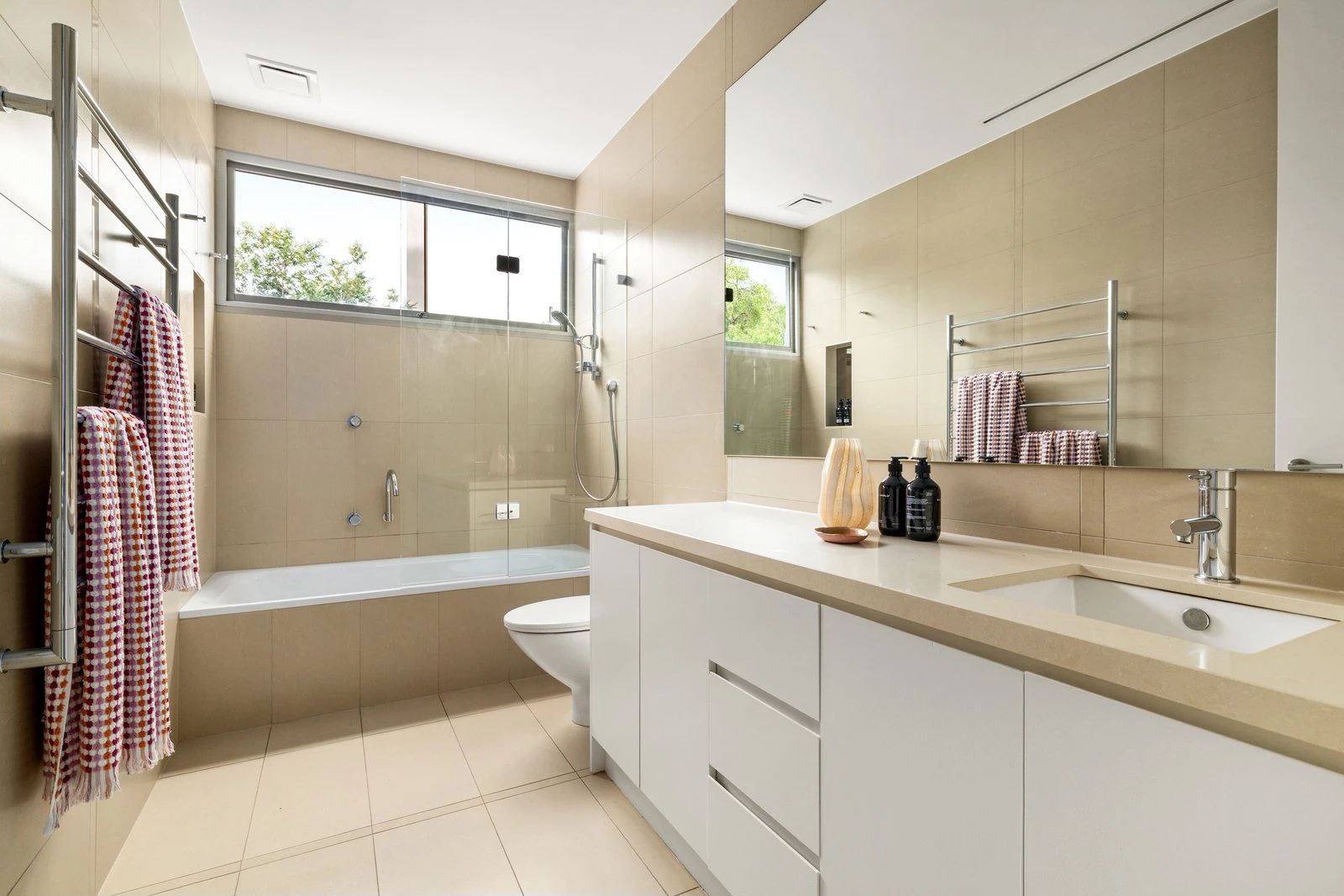 34 Foam Street, Elwood, 3184