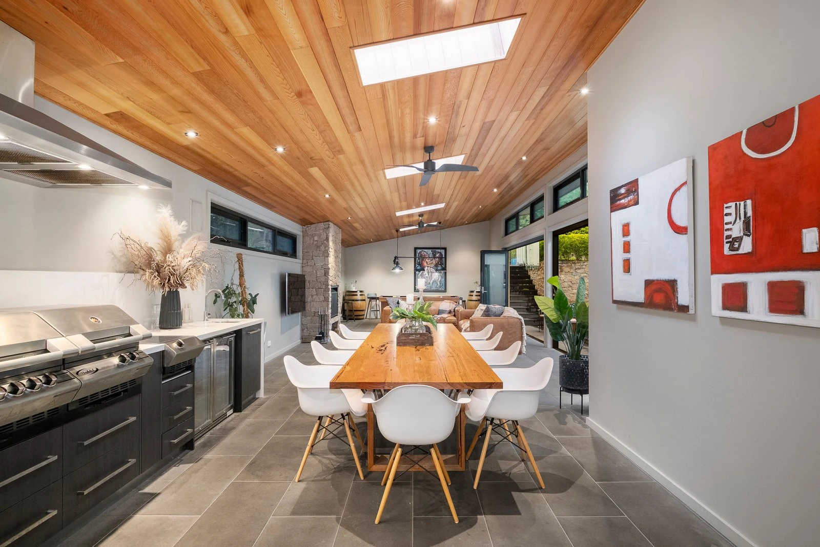 35-37 Ennismore Crescent, Park Orchards, 3114