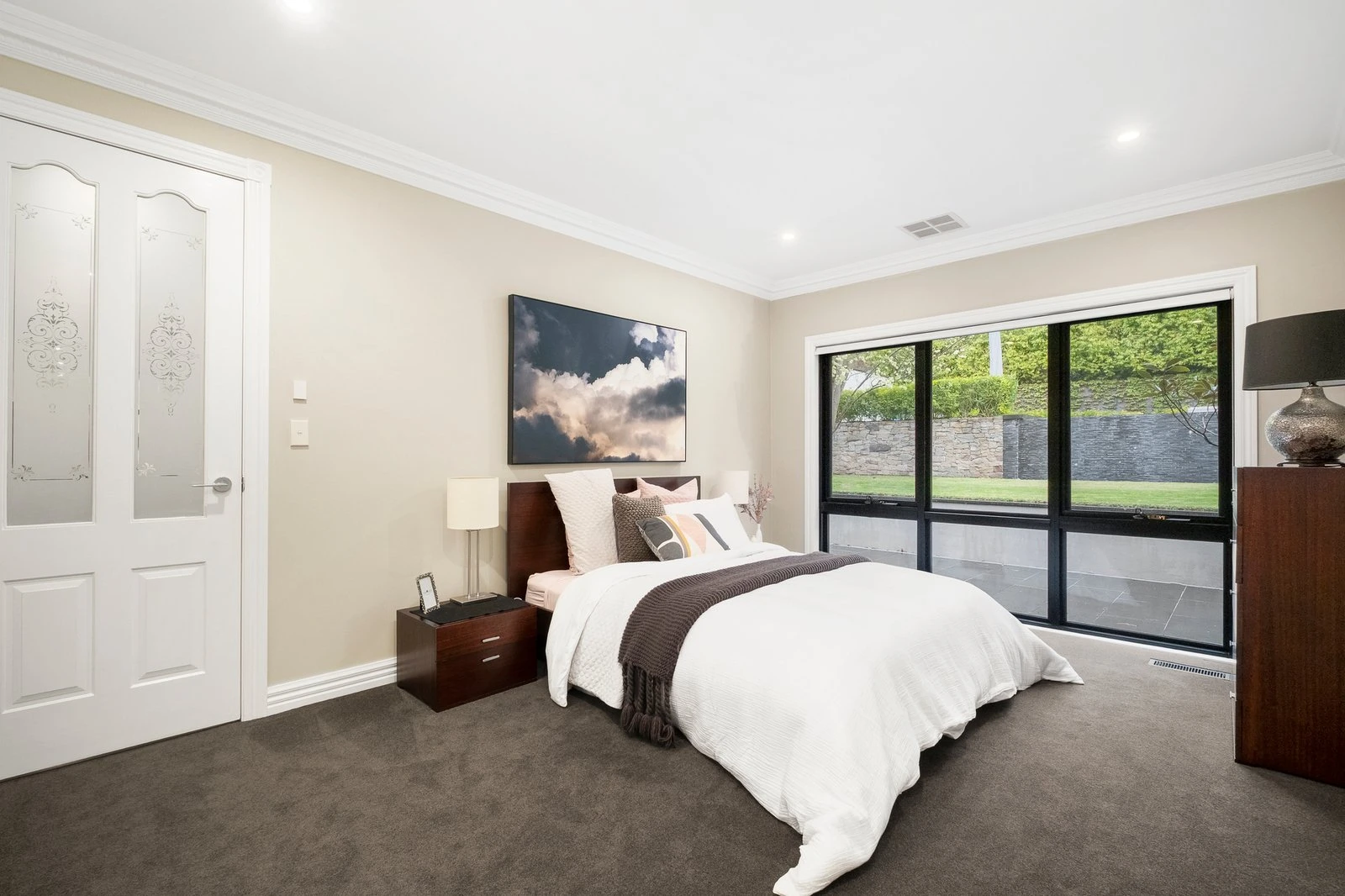 35-37 Ennismore Crescent, Park Orchards, 3114