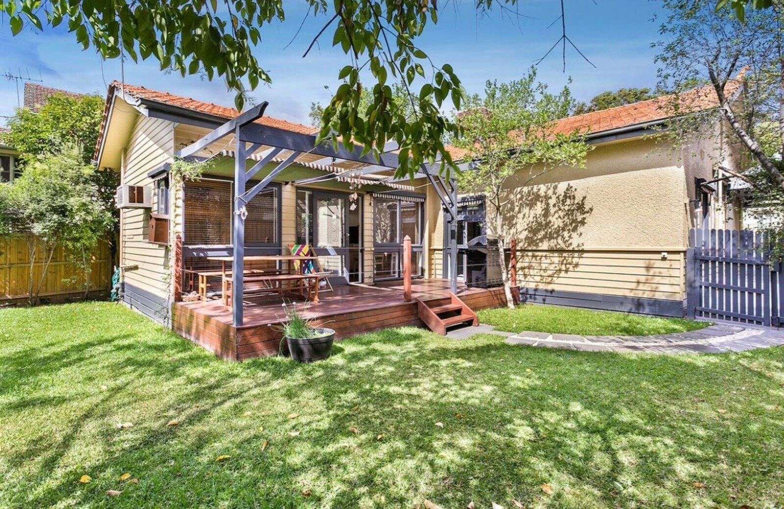 35 Stanley Grove, Canterbury, 3126