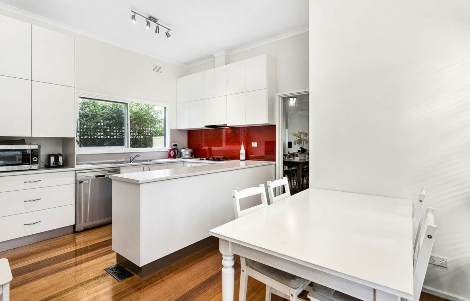 35 Stanley Grove, Canterbury, 3126