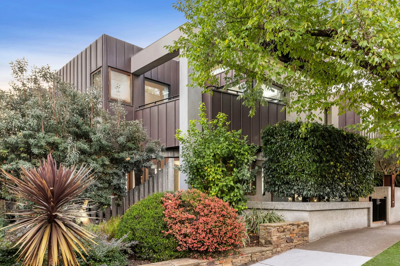 37 Linda Crescent, Hawthorn, 3122