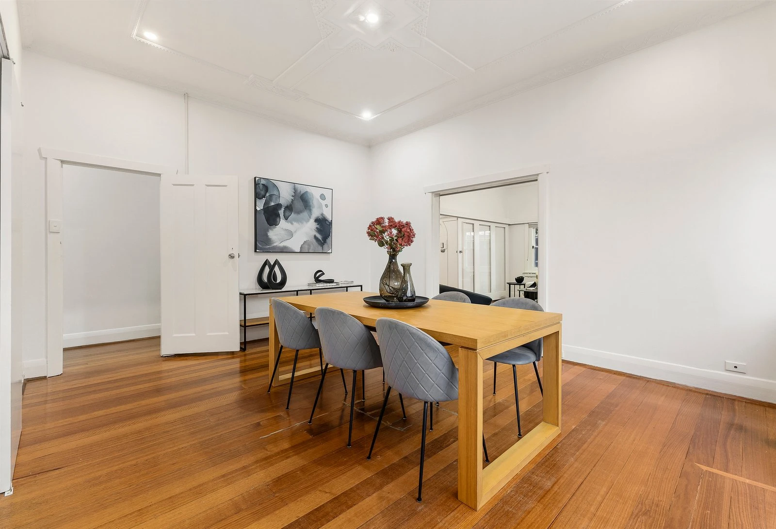 377 Burke Road, Glen Iris, 3146