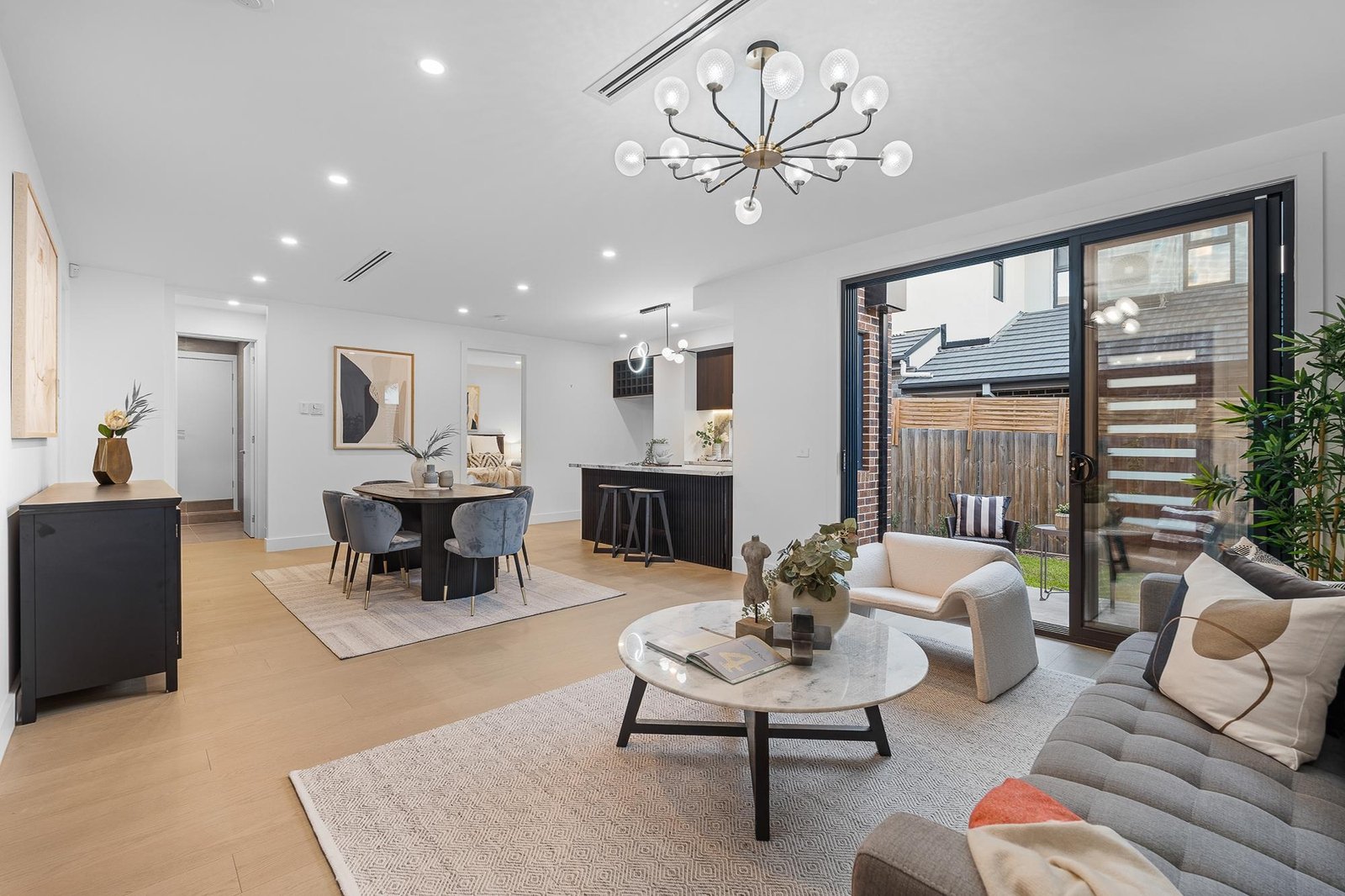 38 Strabane Avenue, Mont Albert North, 3129