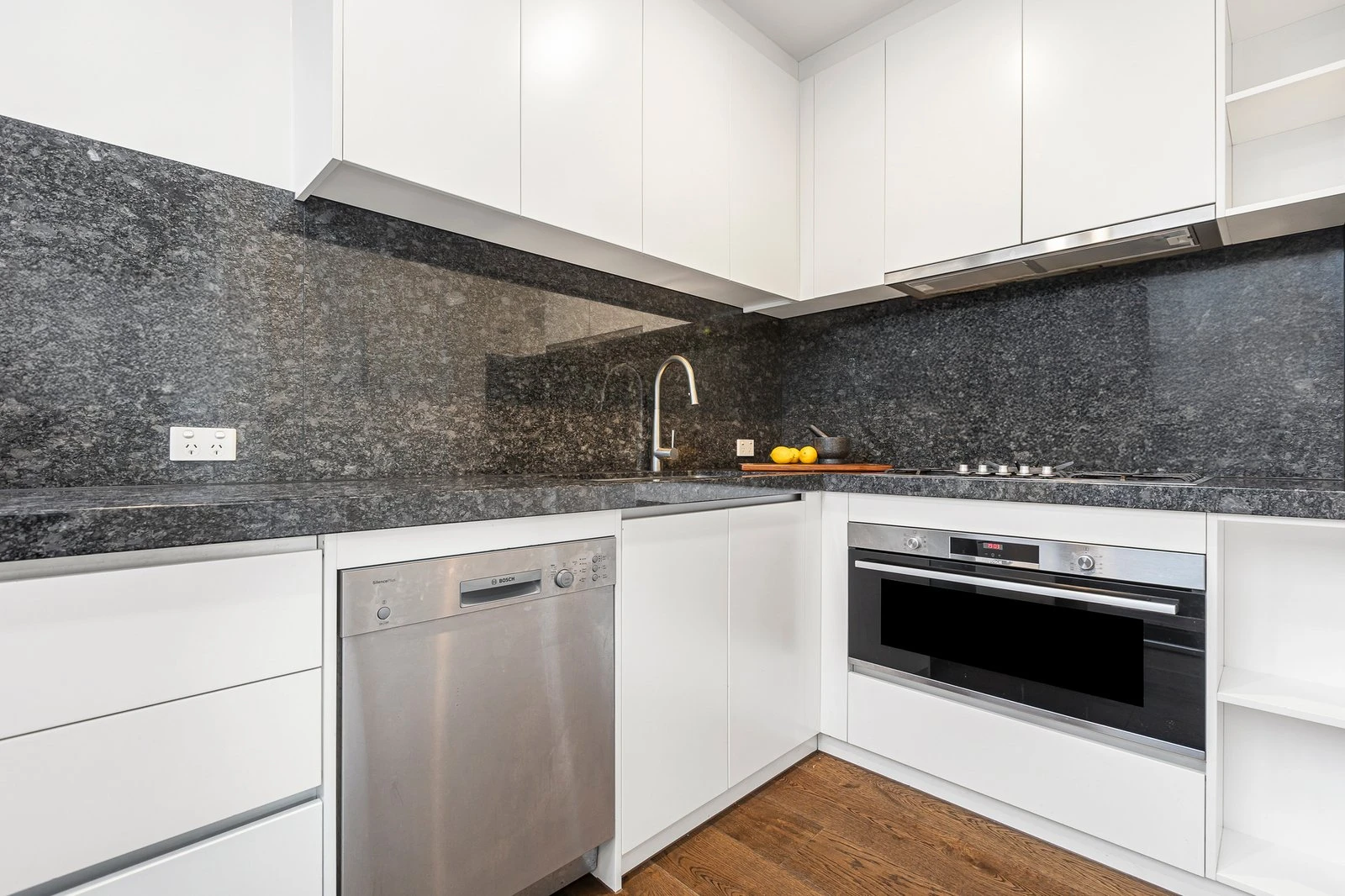 3B Carrington Grove, Brighton East, 3187